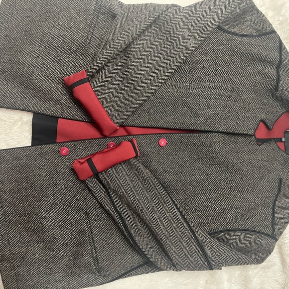 Jacket - Picture 4 of 4